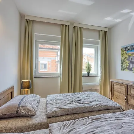 Ravina Villa Radmani